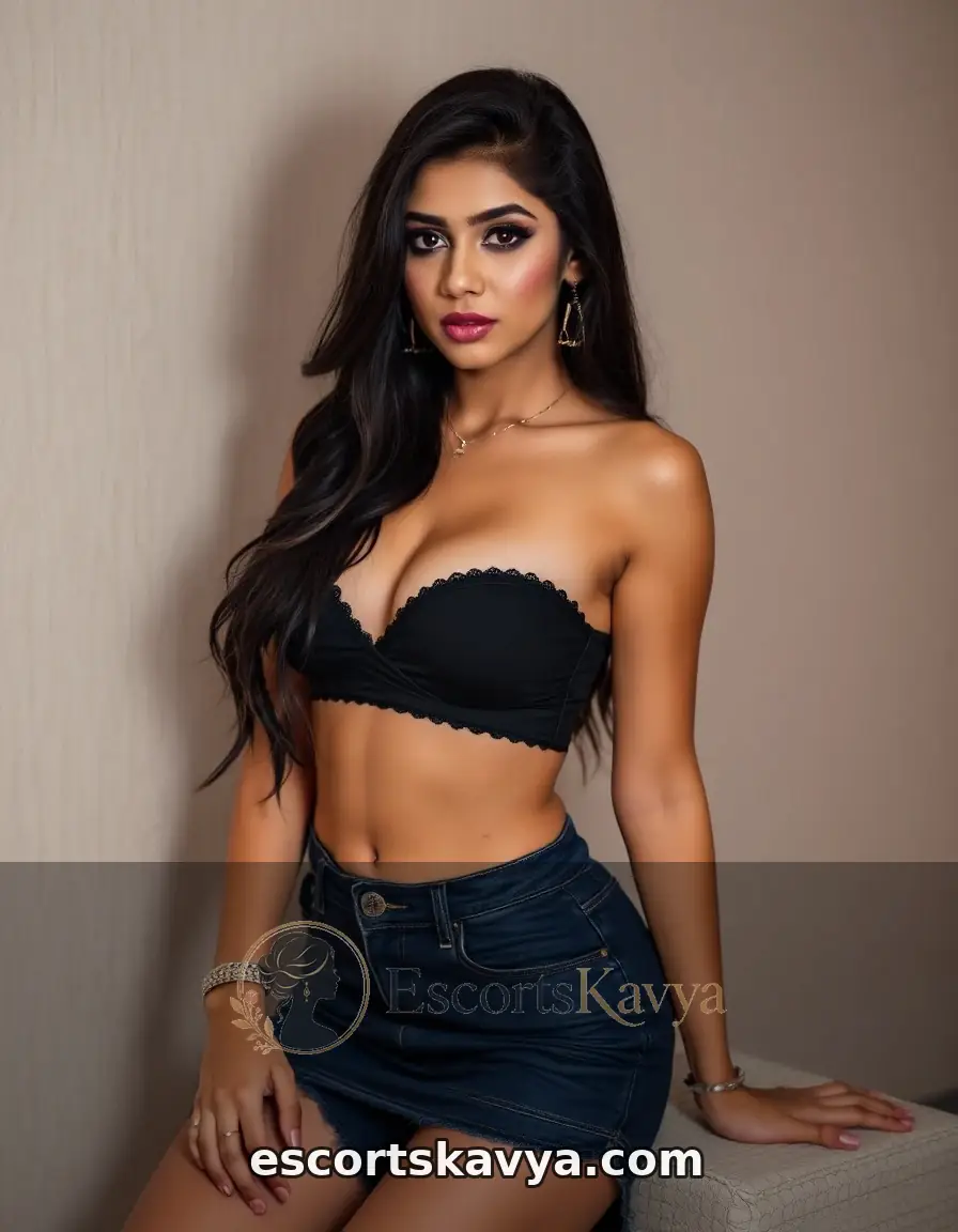 Bani Kapoor working girl in Kaushambi